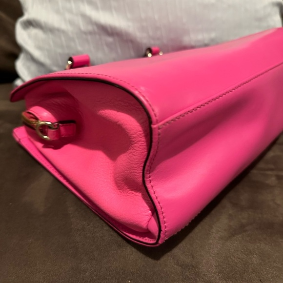 Kate Spade Pink Handbag with Crossbody Strap - EUC - Picture 5 of 10
